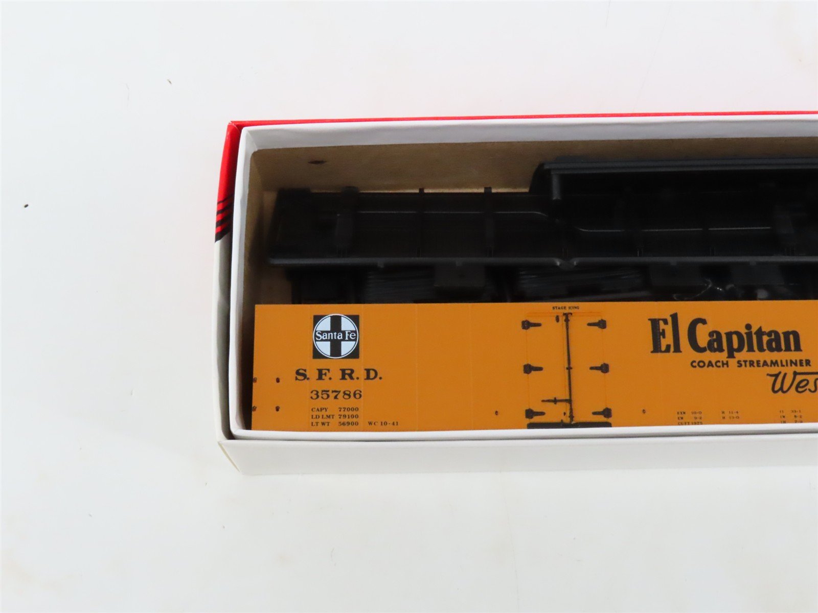LOT of 3 HO Scale Intermountain SFRD Santa Fe Refrigerator Cars Kits