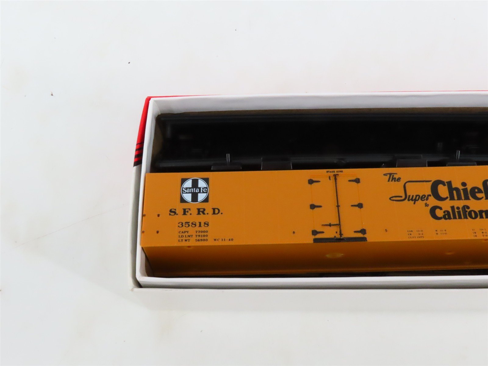 LOT of 3 HO Scale Intermountain SFRD Santa Fe Refrigerator Cars Kits