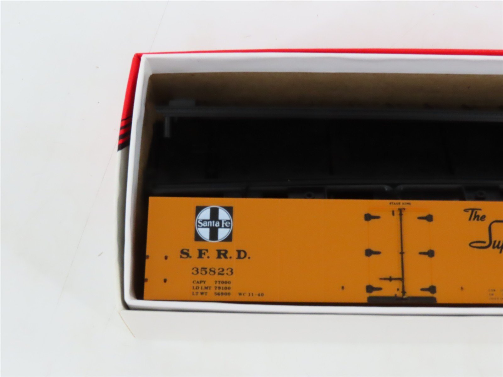 LOT of 3 HO Scale Intermountain SFRD Santa Fe Refrigerator Cars Kits