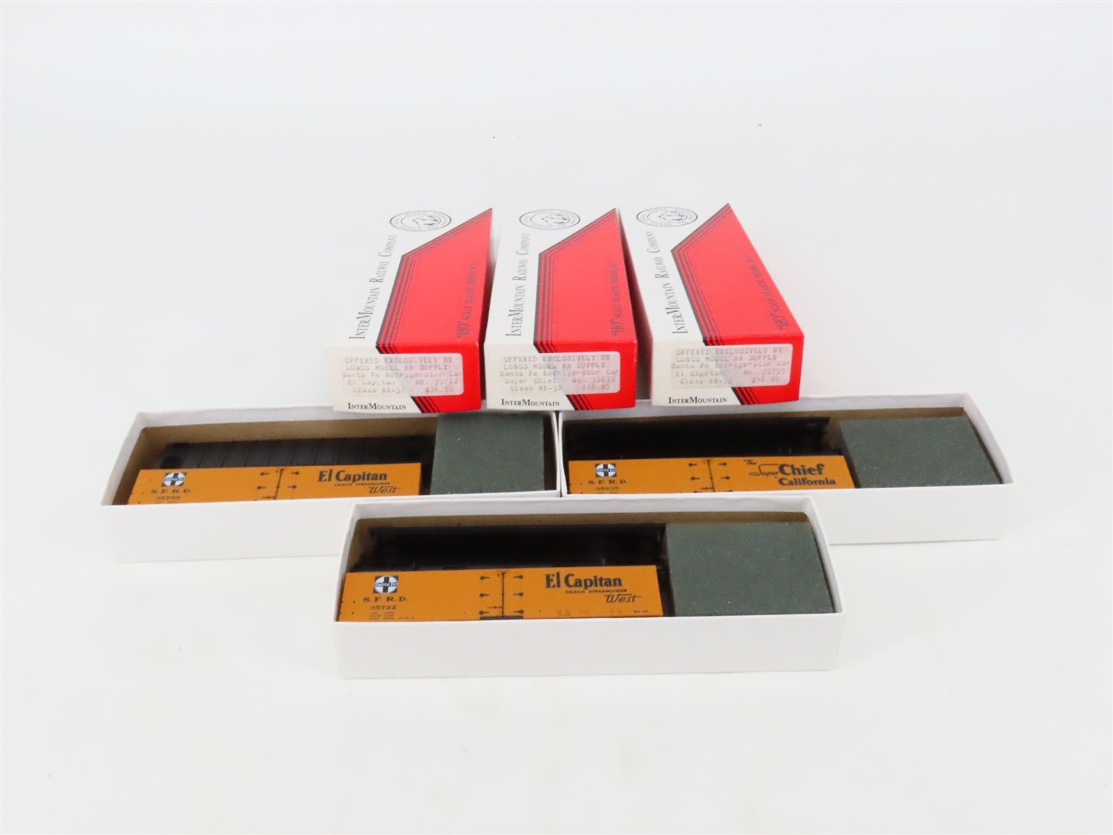 LOT of 3 HO Scale Intermountain SFRD Santa Fe Refrigerator Cars Kits