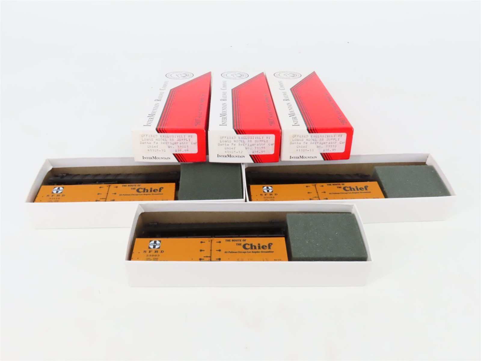 LOT of 3 HO Scale Intermountain SFRD Santa Fe Refrigerator Cars Kits