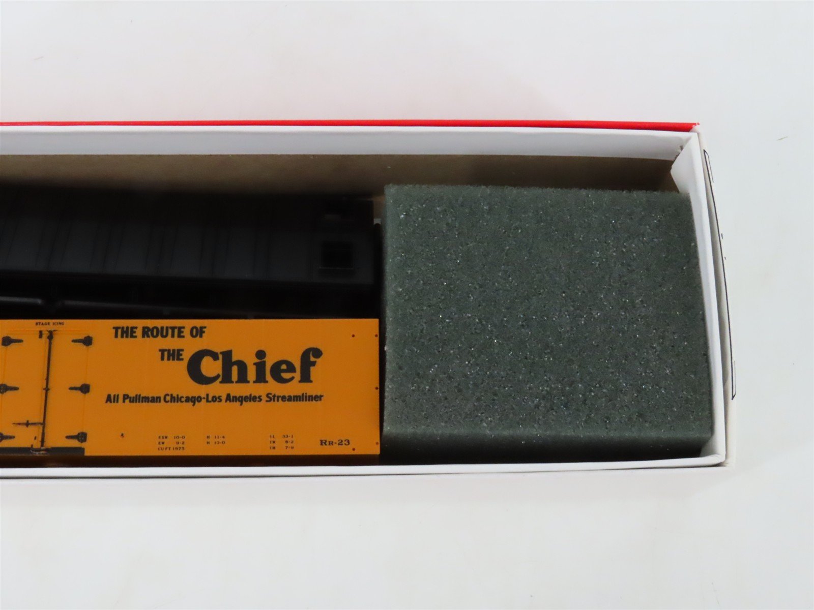 LOT of 3 HO Scale Intermountain SFRD Santa Fe Refrigerator Cars Kits