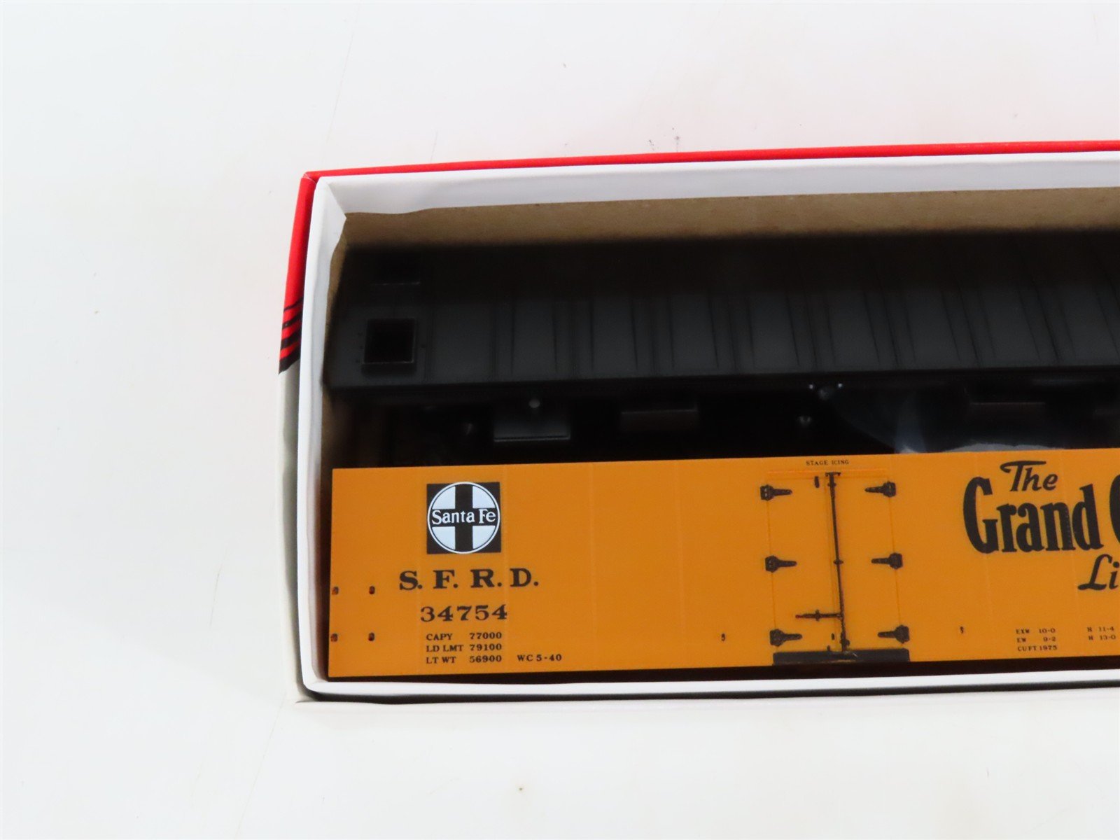 LOT of 3 HO Scale Intermountain SFRD Santa Fe Refrigerator Cars Kits