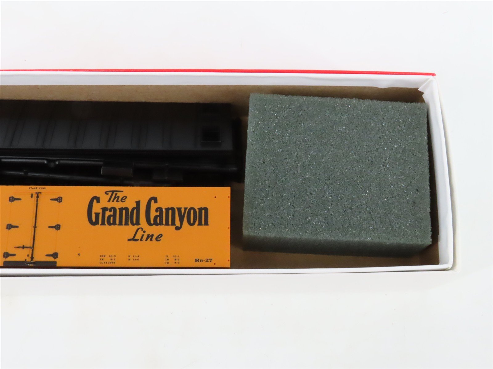 LOT of 3 HO Scale Intermountain SFRD Santa Fe Refrigerator Cars Kits