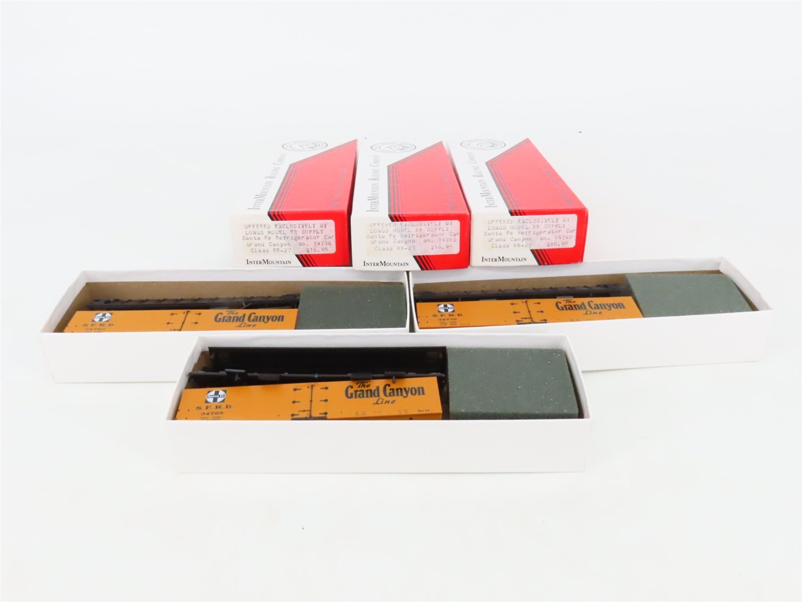 LOT of 3 HO Scale Intermountain SFRD Santa Fe Refrigerator Cars Kits