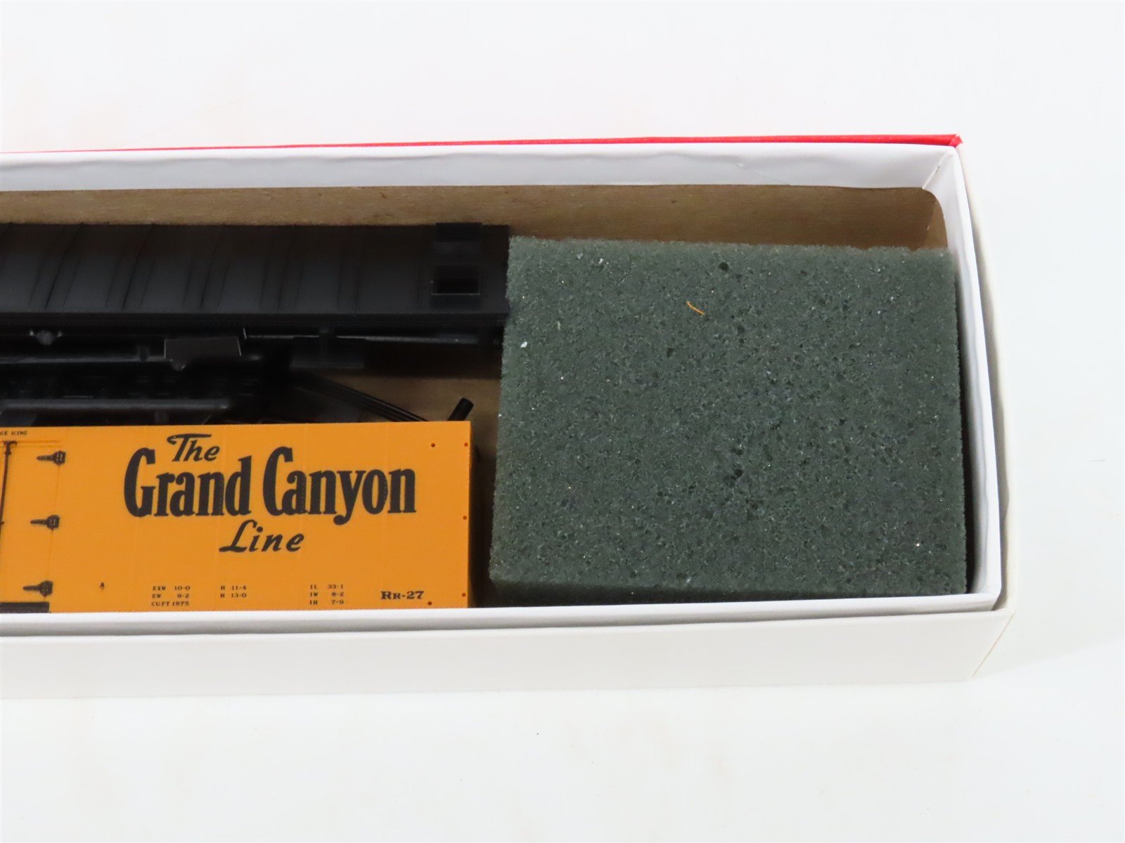 LOT of 3 HO Scale Intermountain SFRD Santa Fe Refrigerator Cars Kits