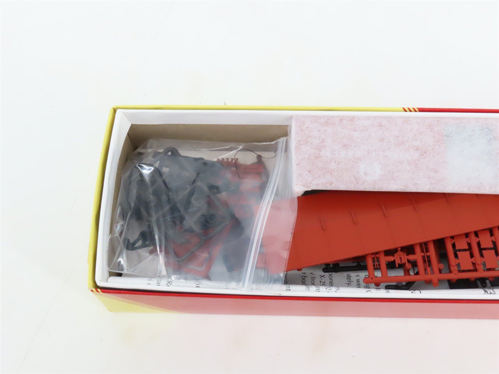 LOT of 3 HO Scale Red Caboose PRR Pennsylvania X-29 Boxcars Kits
