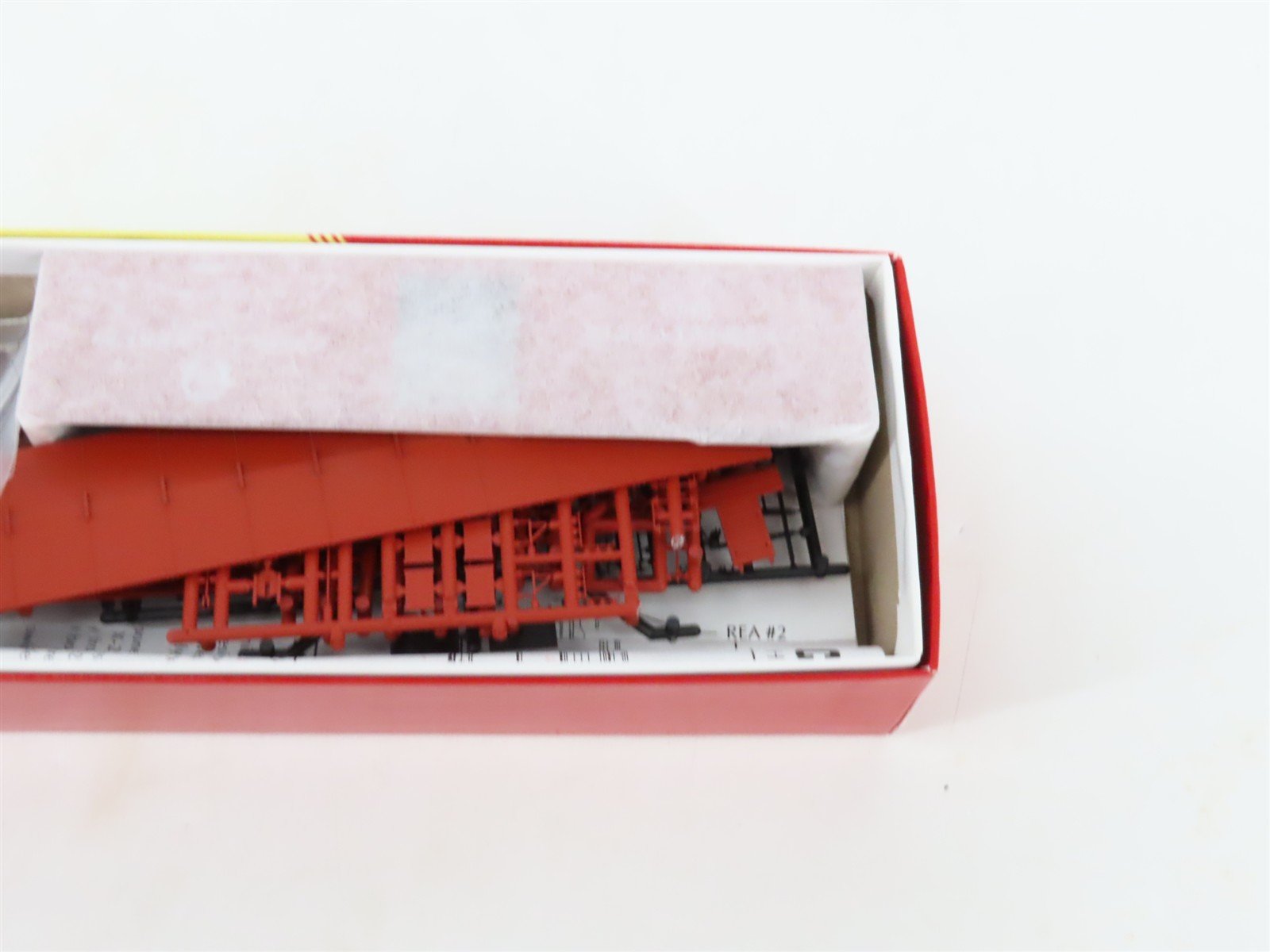 LOT of 3 HO Scale Red Caboose PRR Pennsylvania X-29 Boxcars Kits