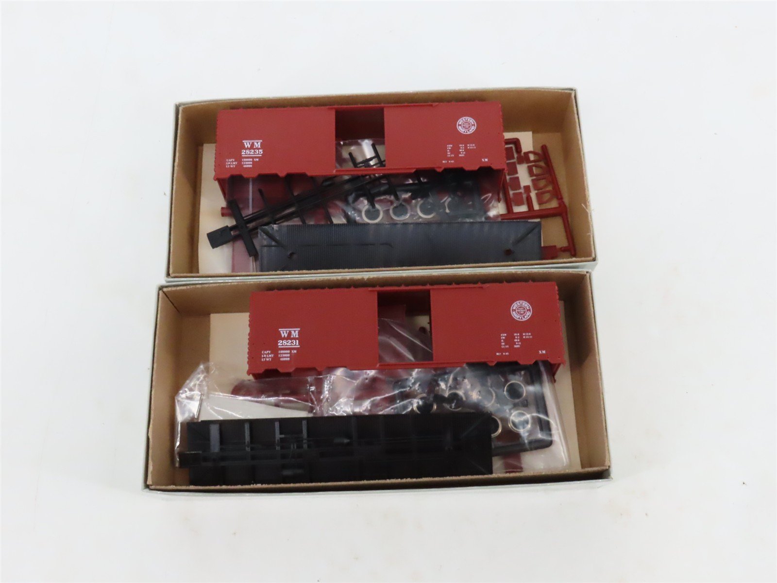 HO Scale C&BT Shops Kit Limited Edition Set #1 & #2 WM/B&O Box Cars Set of 12