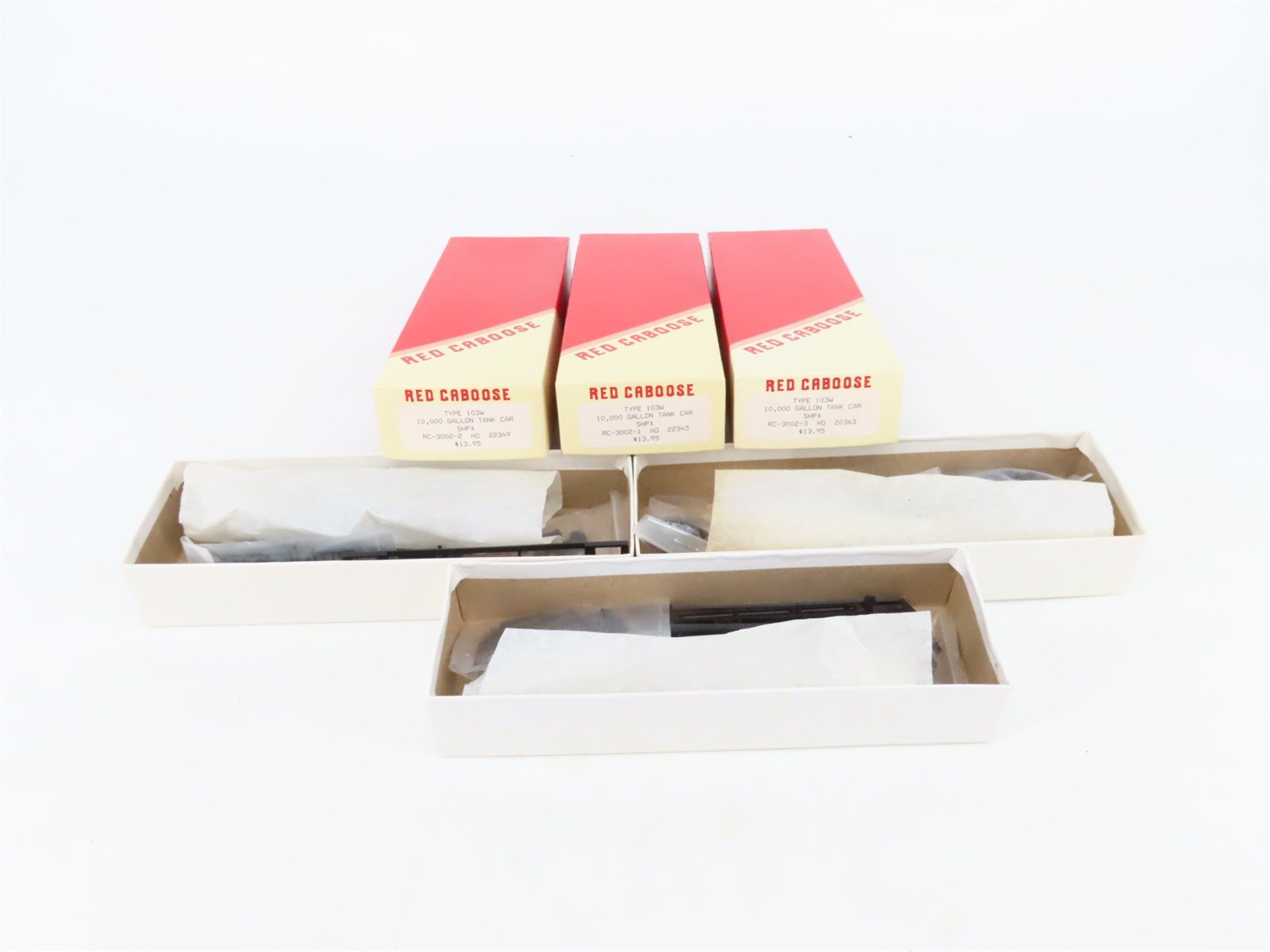 LOT of 3 HO Scale Red Caboose SHPX Leasing 10k Gal Tankcar Kits