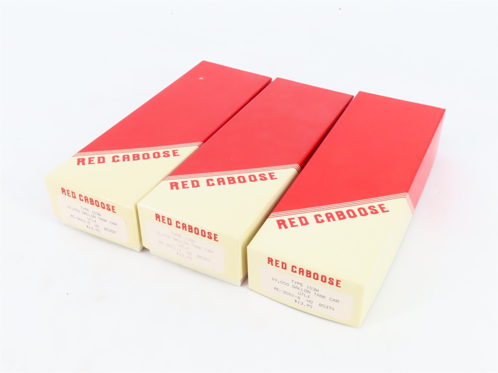 LOT of 3 HO Scale Red Caboose UTLX Leasing 10k Gal Tankcar Kits