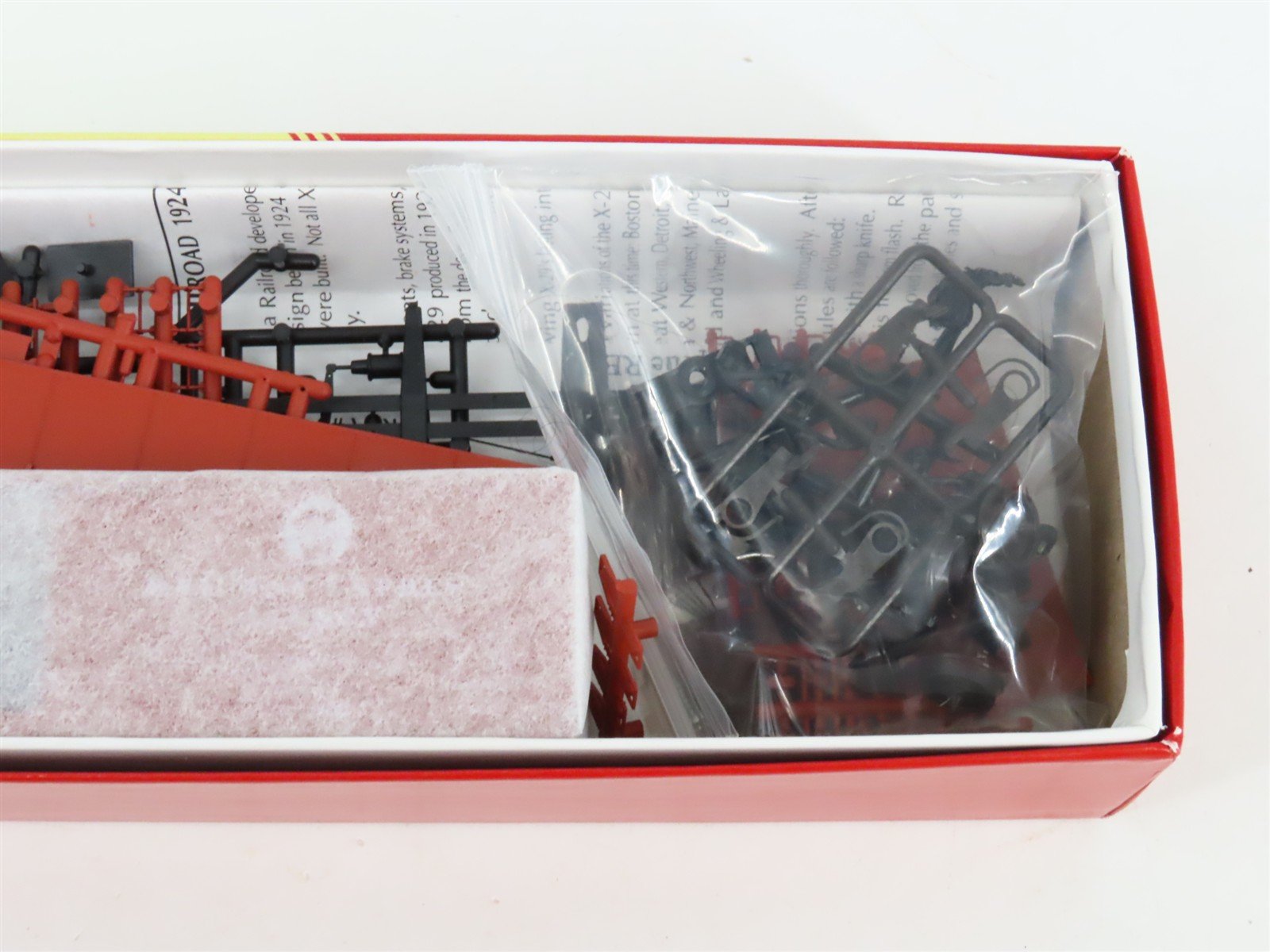 LOT of 4 HO Scale Red Caboose PRR Pennsylvania 40' Boxcar Kits