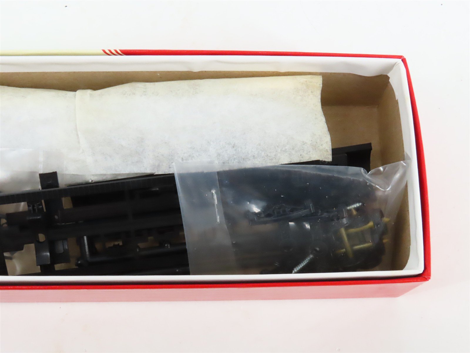 LOT of 3 HO Scale Red Caboose UTLX Leasing 10k Gal Tankcar Kits