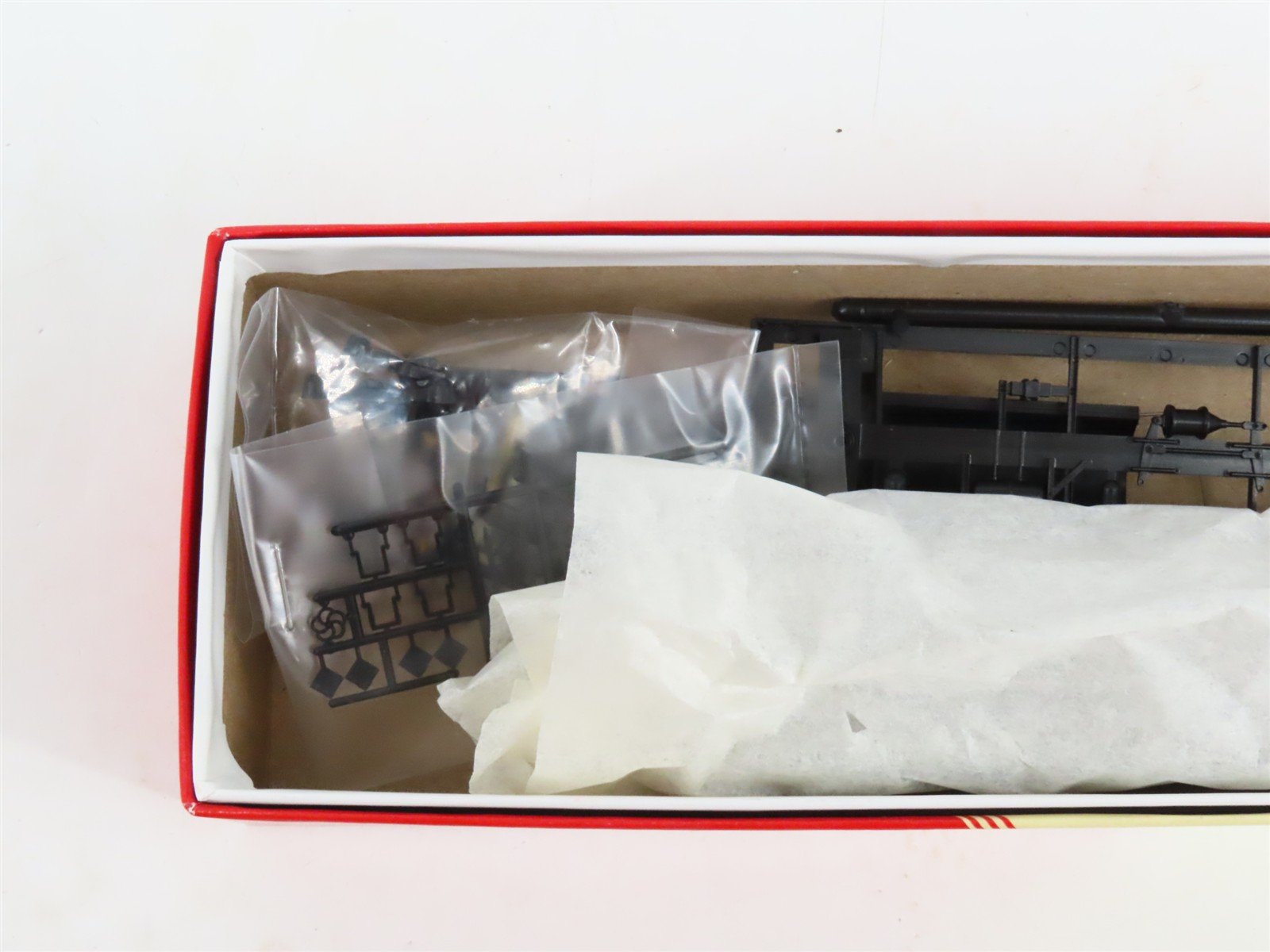 LOT of 3 HO Scale Red Caboose UTLX Leasing 10k Gal Tankcar Kits