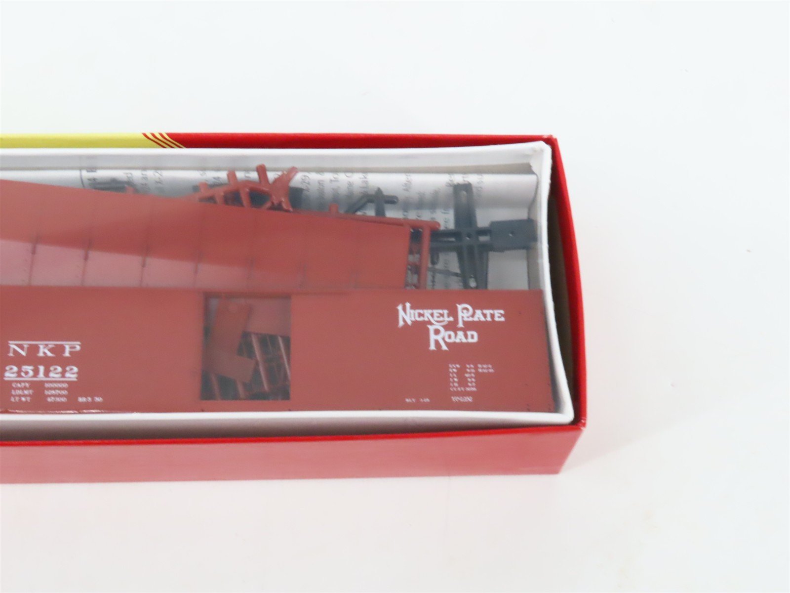 LOT of 3 HO Scale Red Caboose NKP Nickel Plate Road 40' Boxcar Kits