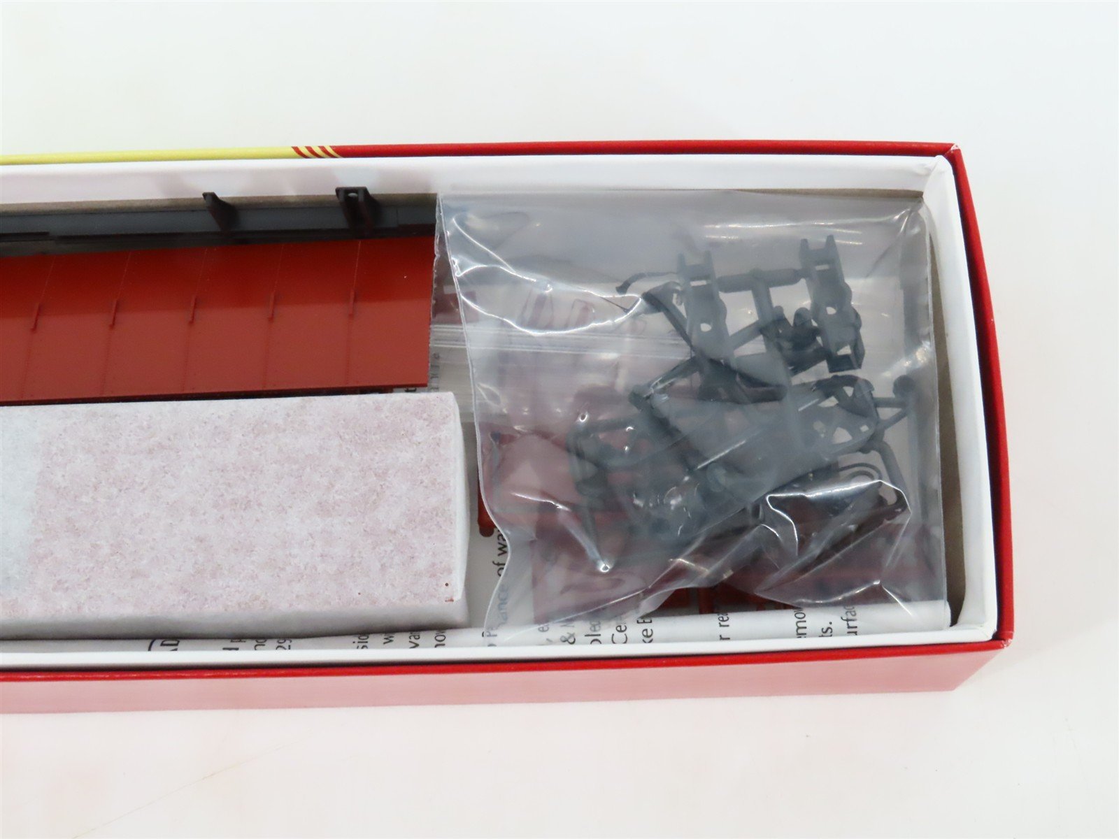 LOT of 4 HO Scale Red Caboose WLE Wheeling & Lake Erie 40' Boxcar Kits