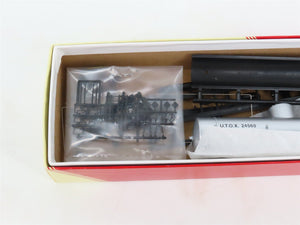LOT of 3 HO Scale Red Caboose SCCX/UTOX Shell & Standard 10k Gal Tankcar Kits