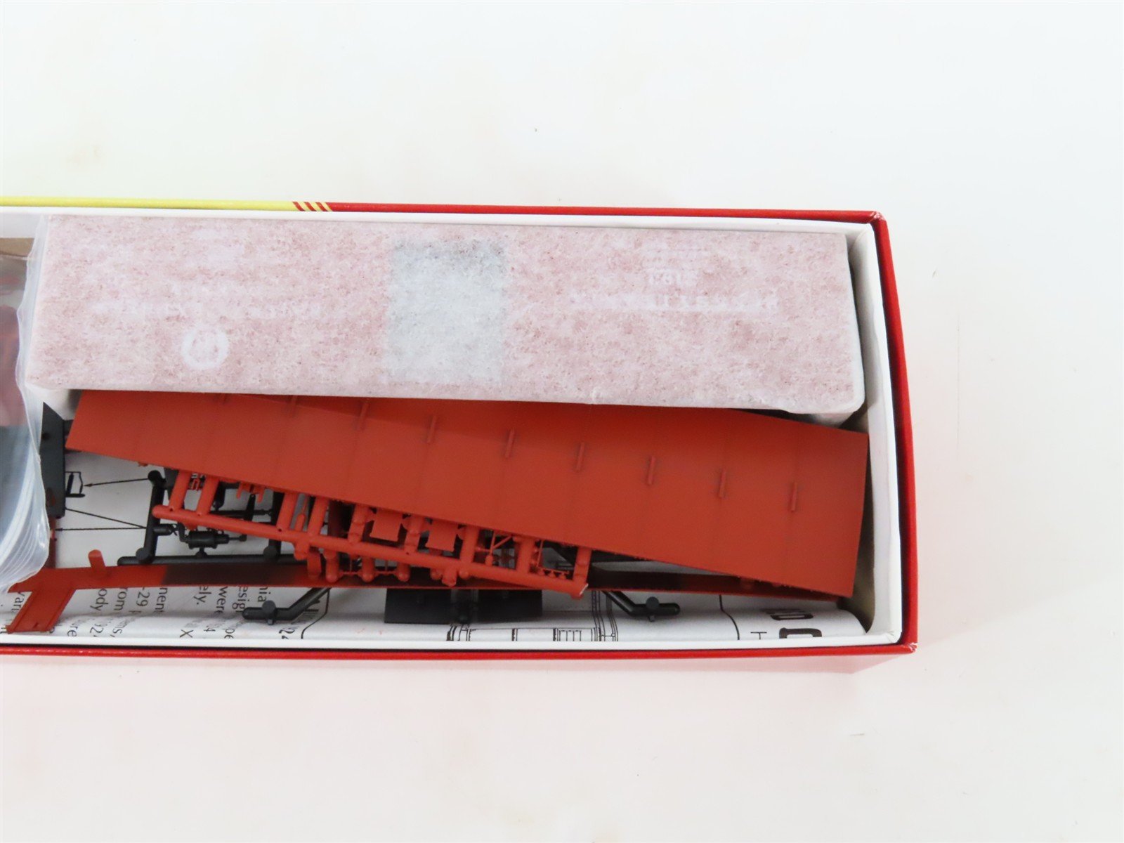 LOT of 4 HO Scale Red Caboose PRR Pennsylvania 40' Boxcar Kits