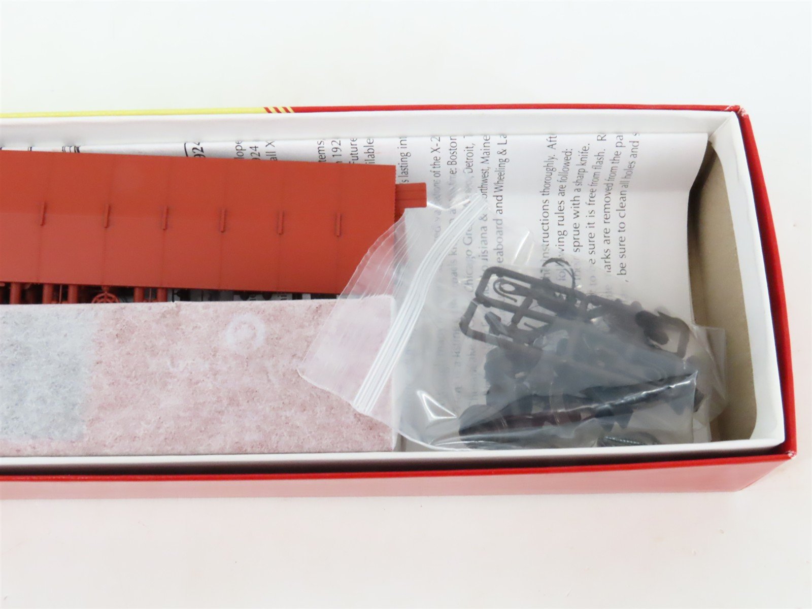 LOT of 4 HO Scale Red Caboose PRR Pennsylvania 40' Boxcar Kits
