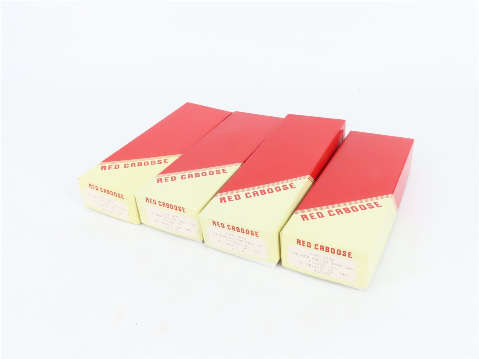 LOT of 4 HO Scale Red Caboose GATX Flying Gasoline 10k Gal Tankcar Kits