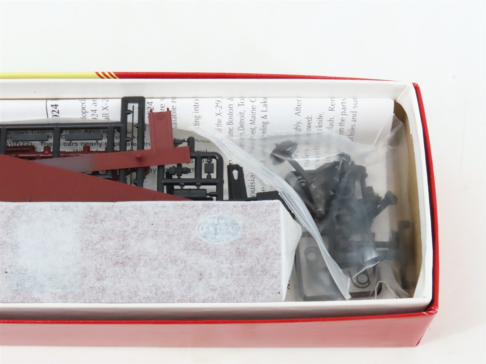 LOT of 4 HO Scale Red Caboose NYC New York Central 40' Boxcar Kits
