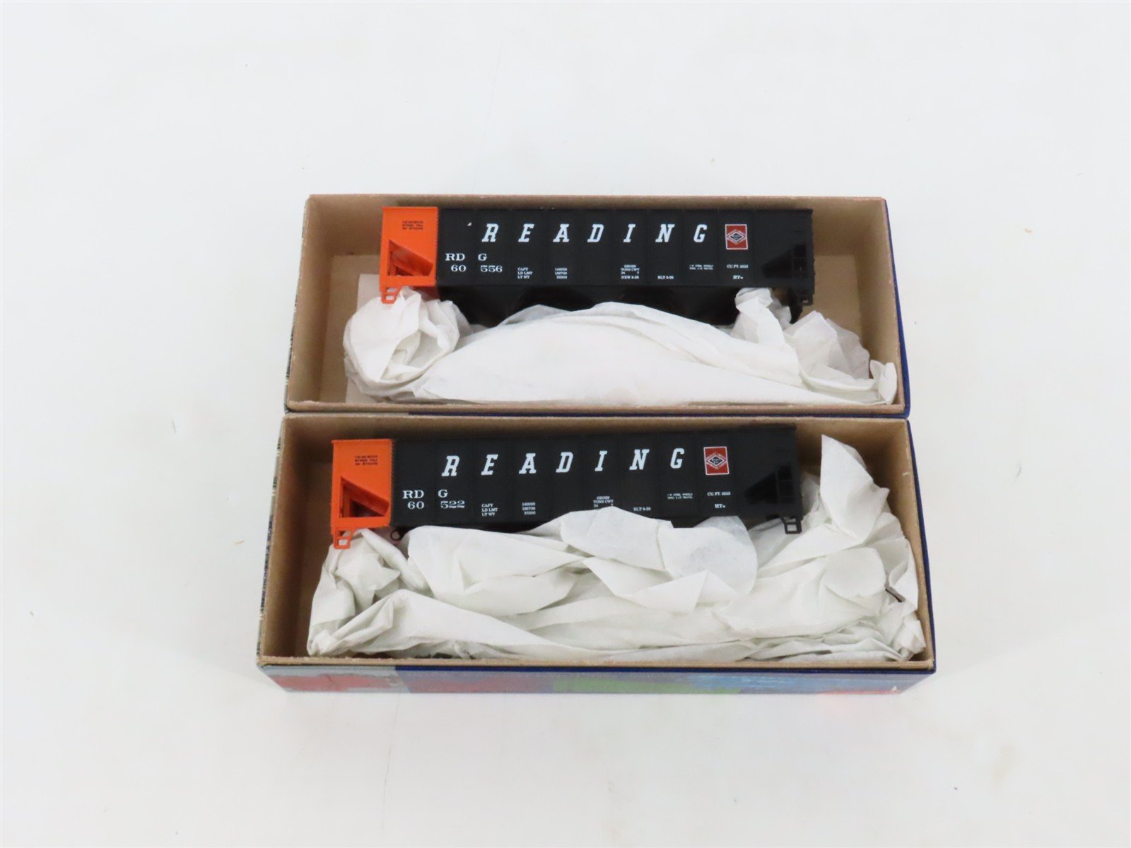 HO Scale Roundhouse MDC Kit 3239 RDG Reading Lines 3-Bay Hopper Set of 12