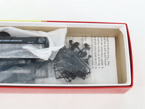 LOT of 2 HO Scale Red Caboose SHPX Bakelite Co 10k Gal Tankcar Kits