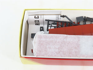 LOT of 2 HO Scale Red Caboose CGW Chicago Great Western 40' Boxcar Kits