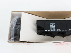 LOT of 5 HO Scale Stewart Kits D&H, NYC, CNJ, & ACL 2-Bay & 3-Bay Open Hoppers