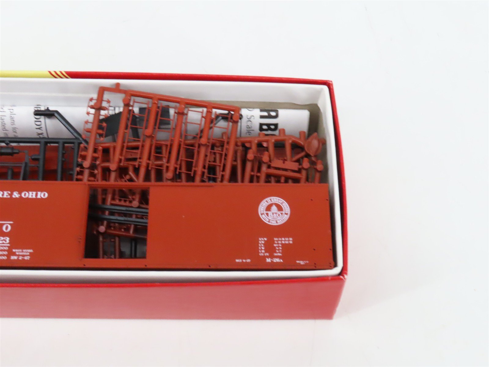 HO Scale Red Caboose Kits RC-7042 B&O Baltimore & Ohio 40' X29 Box Cars 4-Pack