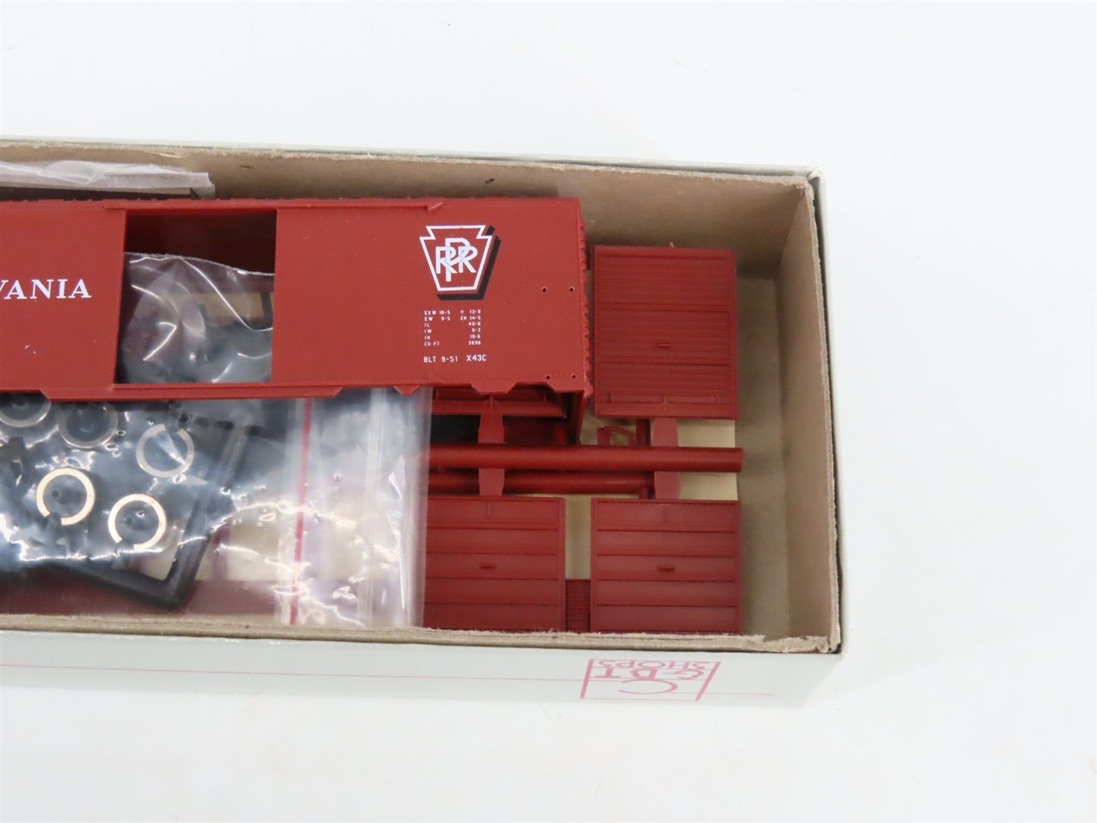 LOT of 6 HO Scale C&BT Shops Kits PRR Pennsylvania 40' AAR X-43C Box Cars