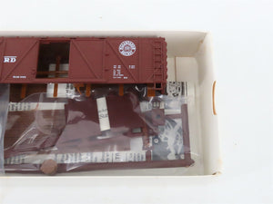 LOT of 7 HO Walthers Kits NYC, ERIE, B&M, B&O, CB&Q, SAL & PRR 40' Wood Box Cars