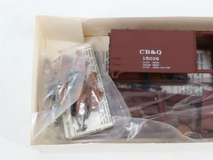 LOT of 7 HO Walthers Kits NYC, ERIE, B&M, B&O, CB&Q, SAL & PRR 40' Wood Box Cars