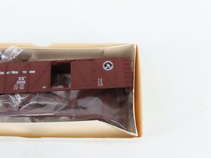 LOT of 7 HO Scale Walthers Kits CNW, GN, RUT, NP & NWP 40' Wood Box Cars