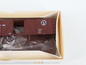 LOT of 7 HO Scale Walthers Kits CNW, GN, RUT, NP & NWP 40' Wood Box Cars