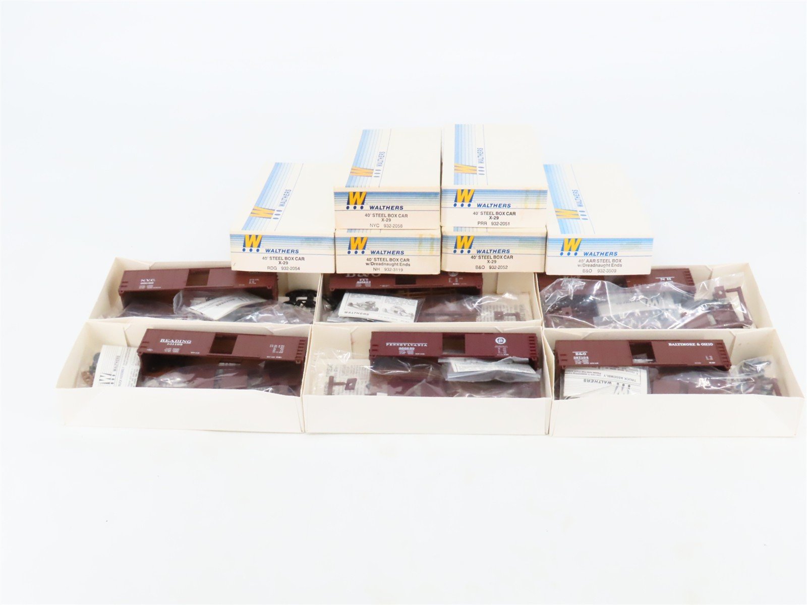 LOT of 6 HO Scale Walthers Kits PRR, NYC, B&O, NH & RDG 40' Steel Box Cars