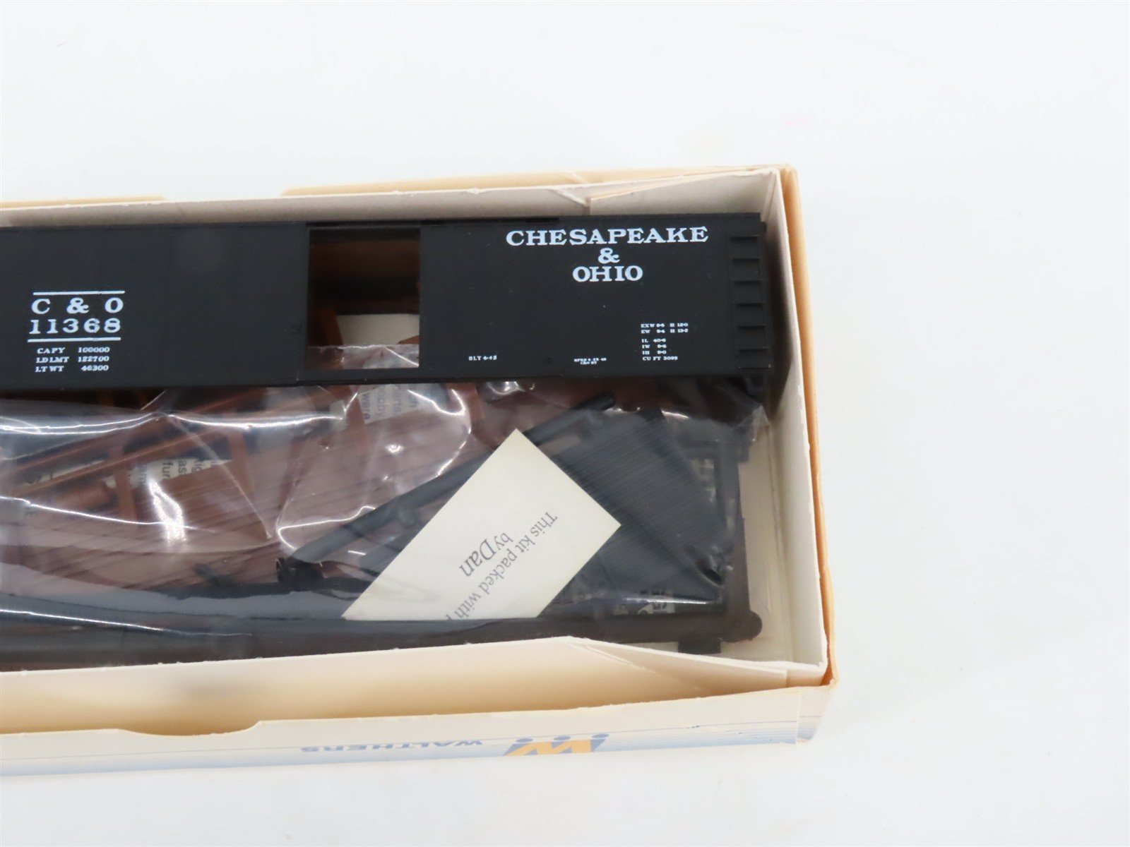 LOT of 6 HO Scale Walthers Kits PRR, GN, CNW, C&O, CNJ & CN 40' Steel Box Cars