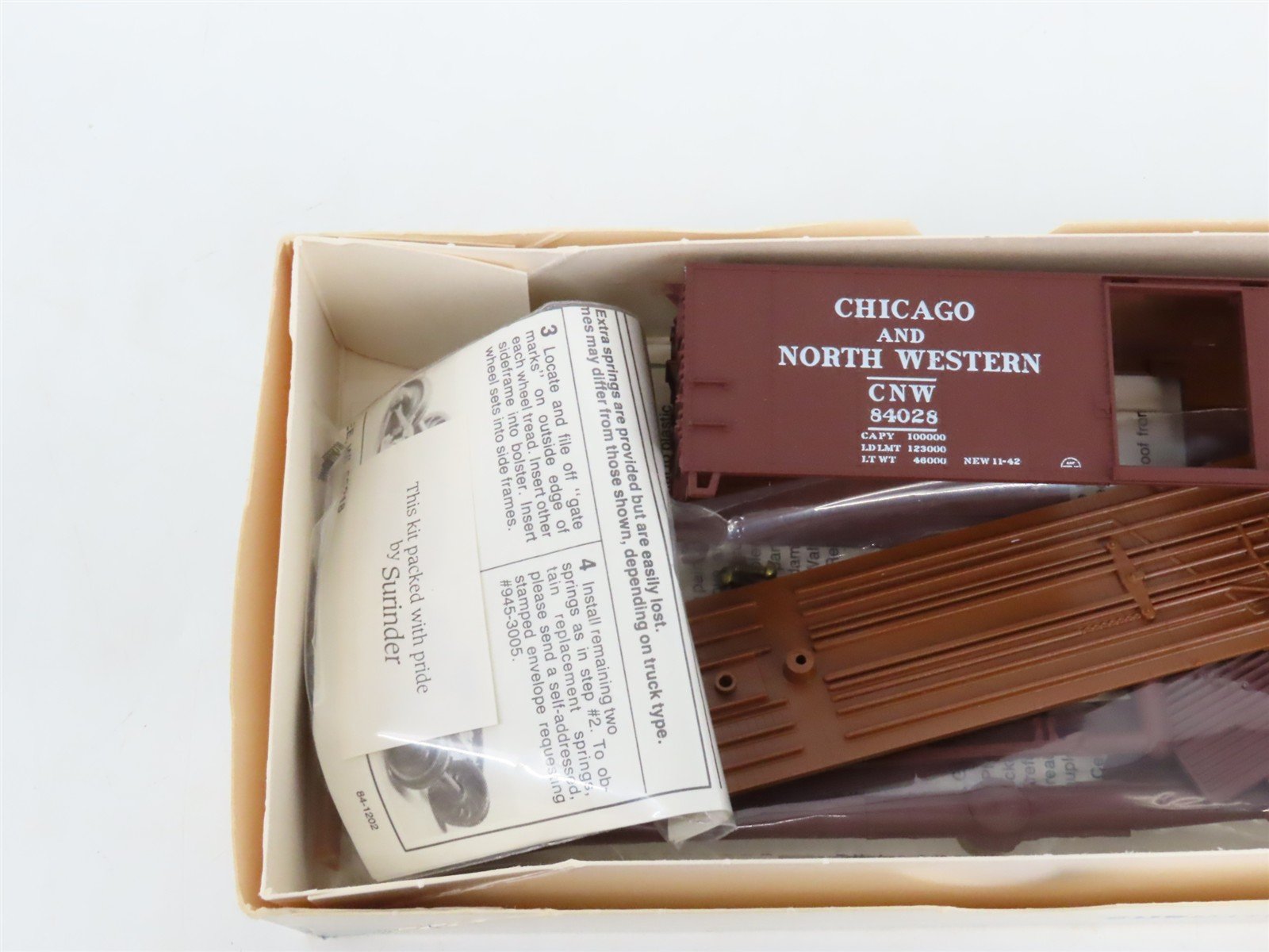 LOT of 6 HO Scale Walthers Kits PRR, GN, CNW, C&O, CNJ & CN 40' Steel Box Cars