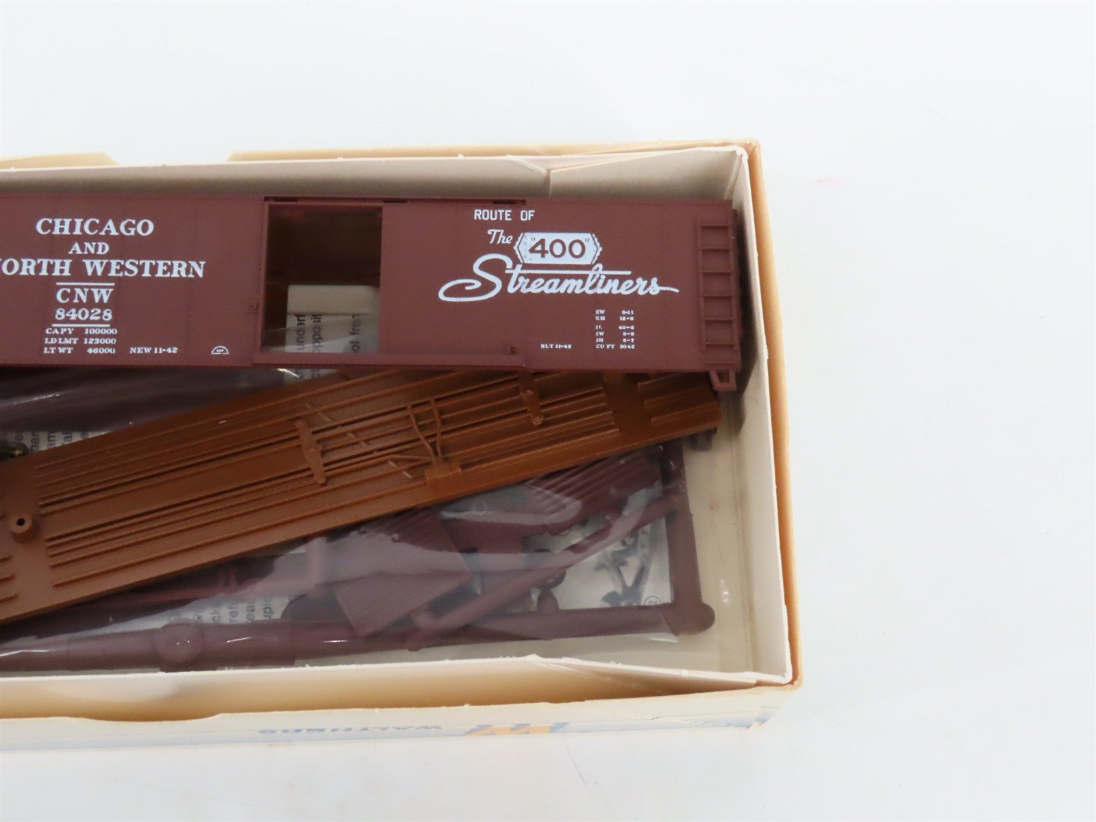 LOT of 6 HO Scale Walthers Kits PRR, GN, CNW, C&O, CNJ & CN 40' Steel Box Cars