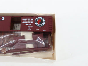 LOT of 6 HO Walthers Kits D&RGW, NP, N&B, SP&S, UP & NKP 40' Steel Box Cars