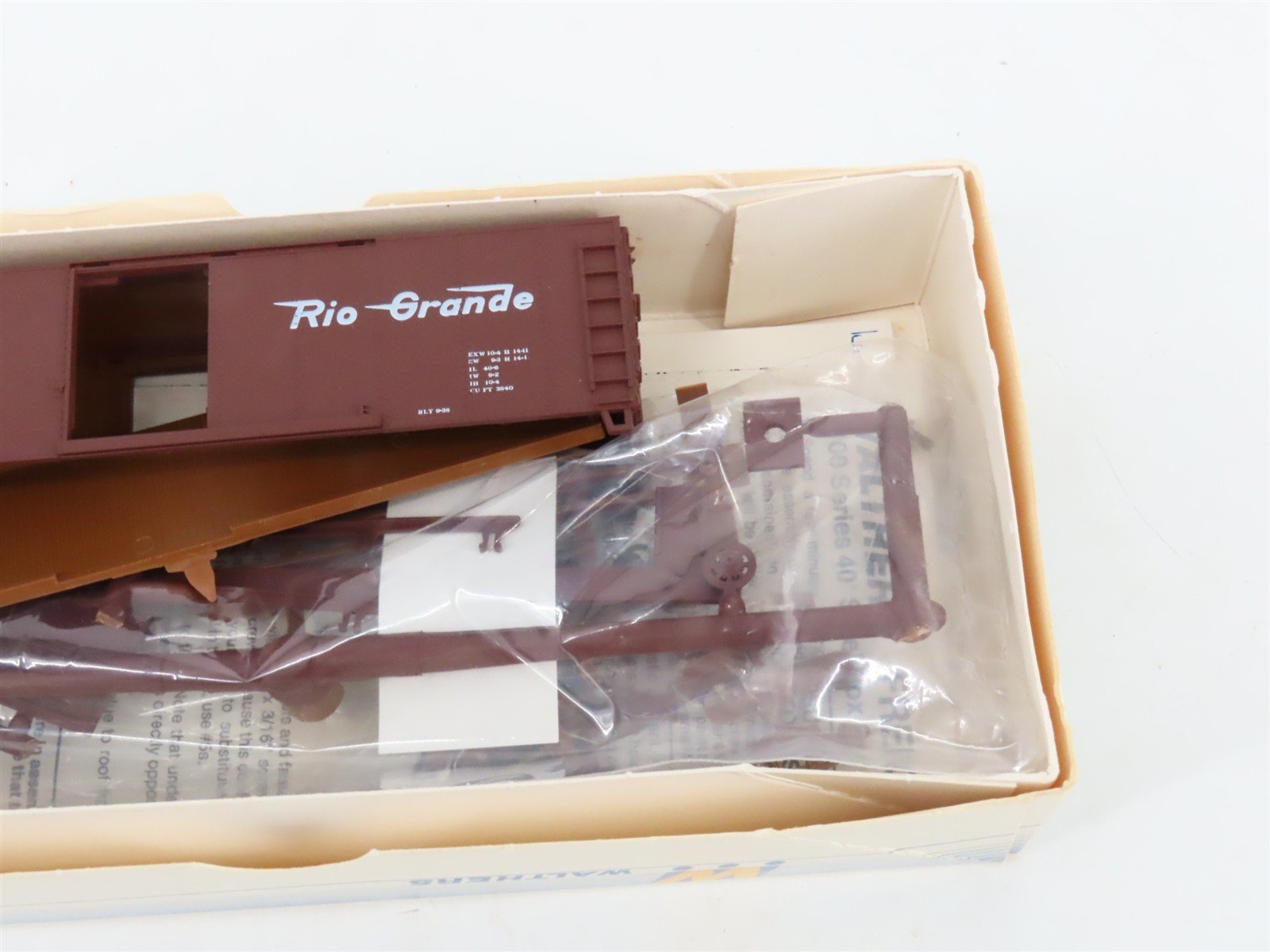 LOT of 6 HO Walthers Kits D&RGW, NP, N&B, SP&S, UP & NKP 40' Steel Box Cars