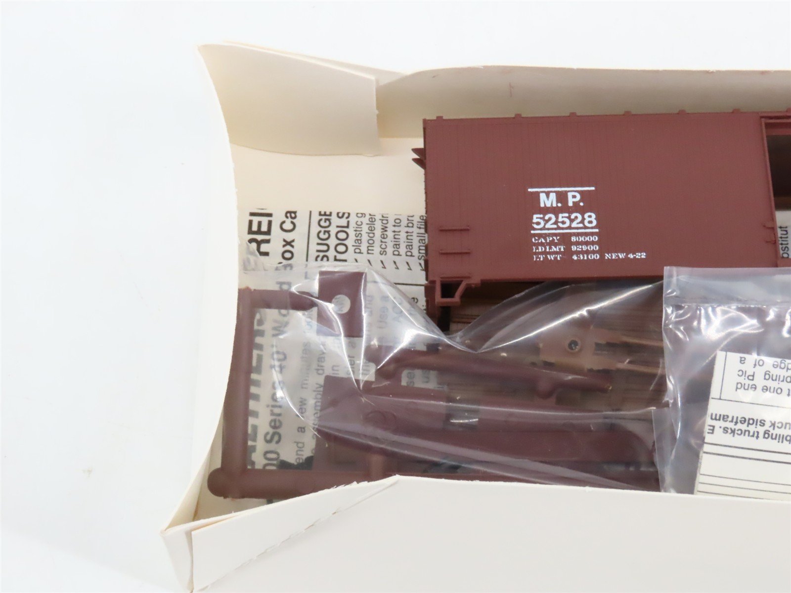 LOT of 7 HO Walthers Kits UP, MP, SP, M&StL, N&W, SSW & WAB 40' Wood Box Cars