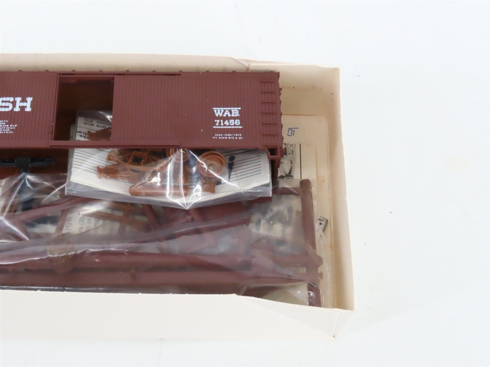 LOT of 7 HO Walthers Kits UP, MP, SP, M&StL, N&W, SSW & WAB 40' Wood Box Cars