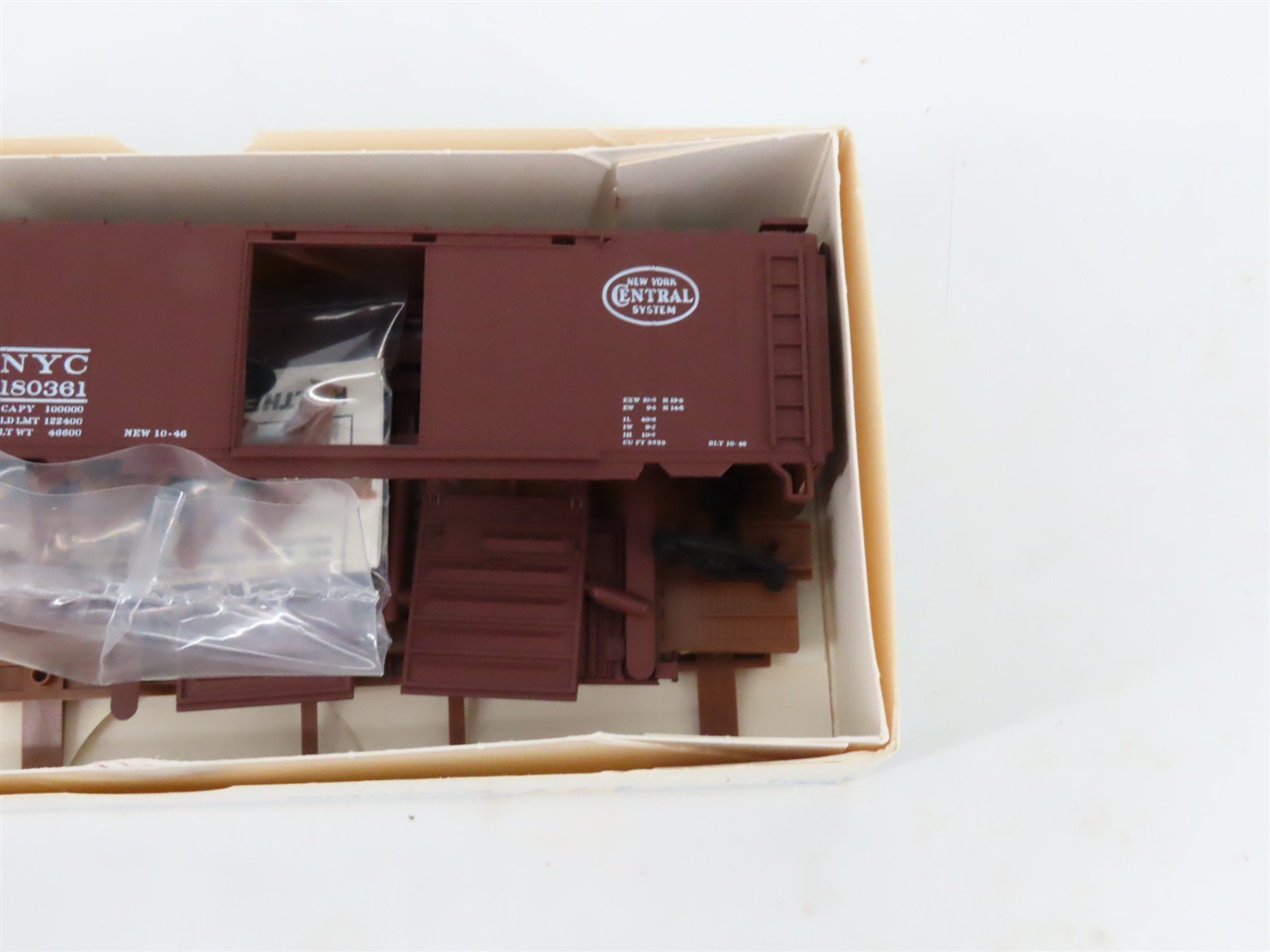 LOT of 6 HO Walthers Kits NKP, SOU, C&O, C&IM, & NYC 40' PS-1 Steel Box Cars