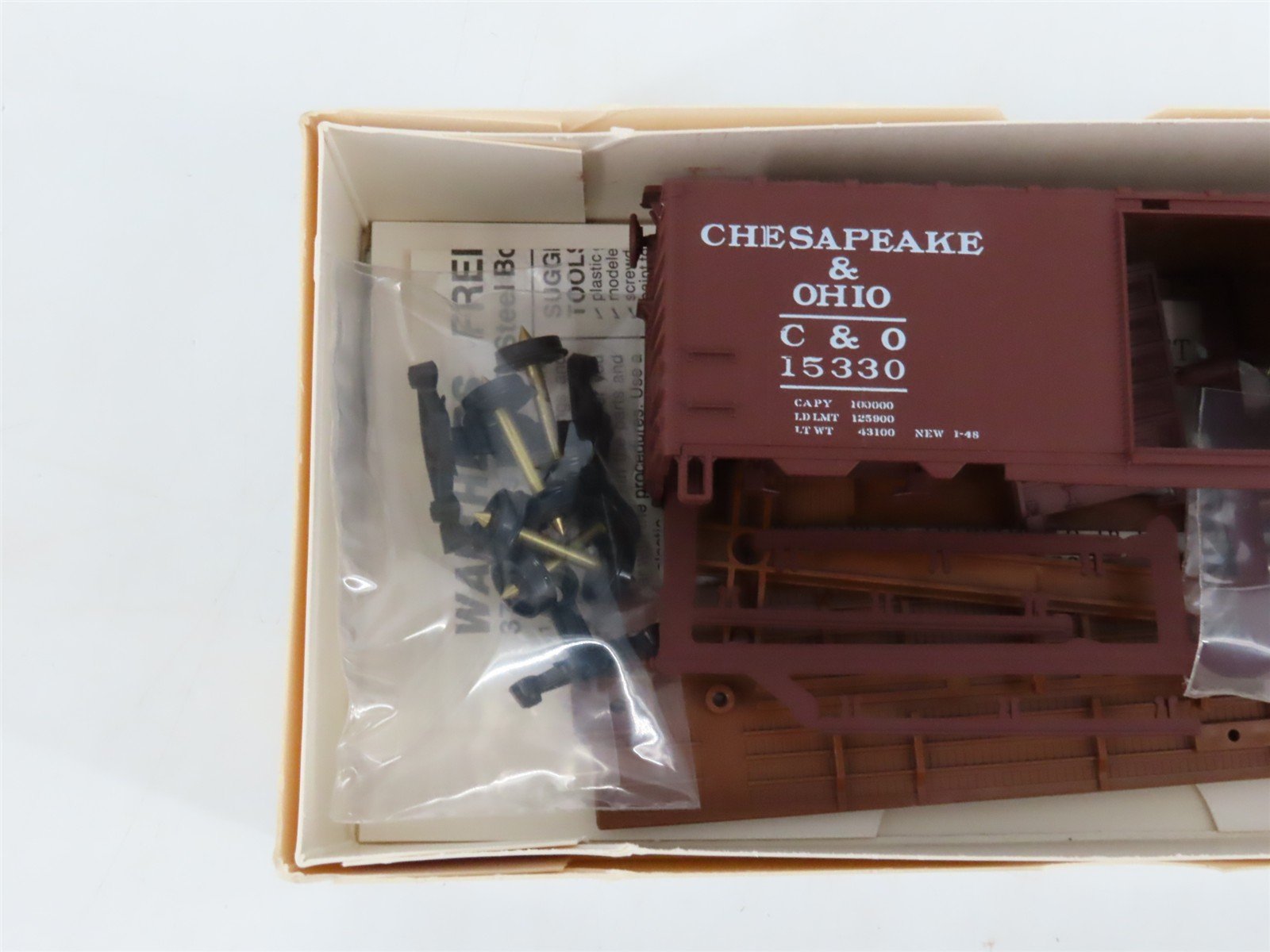 LOT of 6 HO Walthers Kits NKP, SOU, C&O, C&IM, & NYC 40' PS-1 Steel Box Cars