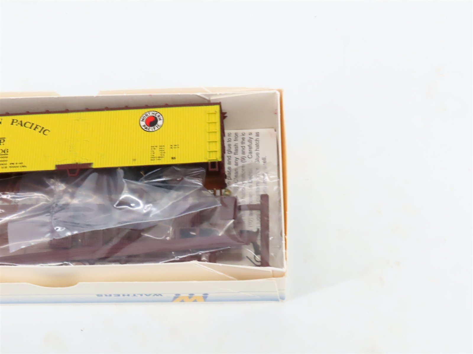 LOT of 5 HO Walthers Kits Coors, Berghoff, ATSF, NP, & PFOX 40' Wood Reefers