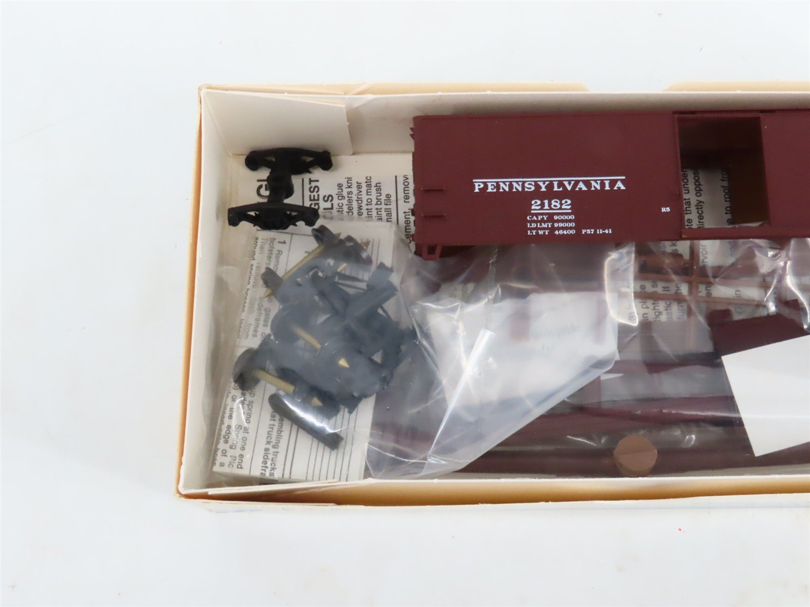 HO Scale Walthers/Wagon Customs Kits PRR Pennsylvania REA 40' Box Cars 2-Pack