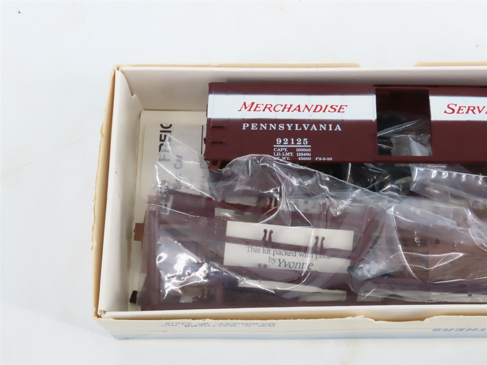 HO Walthers/Railroad Hobbies Kit #1012-2 PRR Merchandise 40' Box Cars 3-Pack