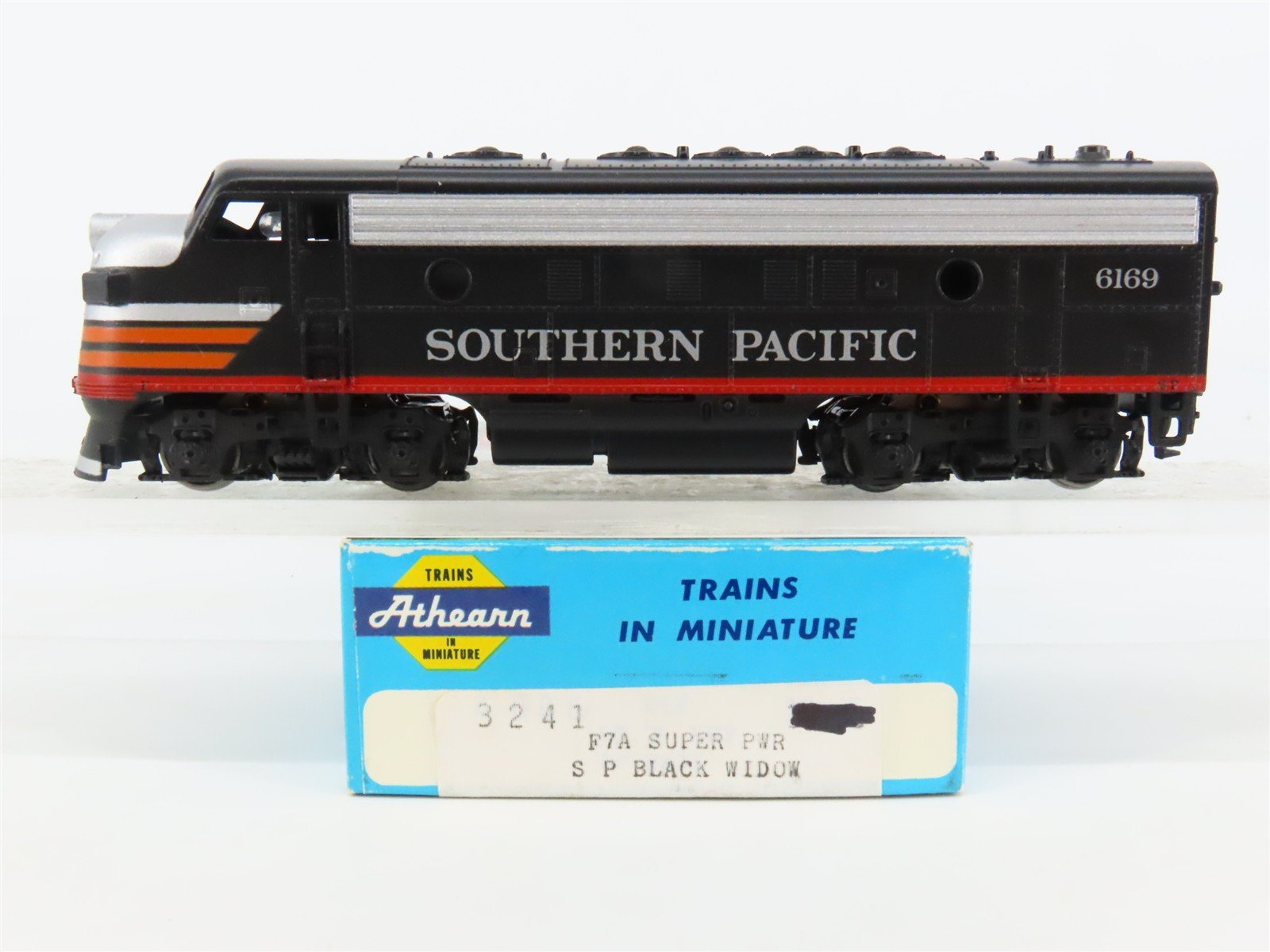 HO Scale Athearn 3241 SP Southern Pacific 