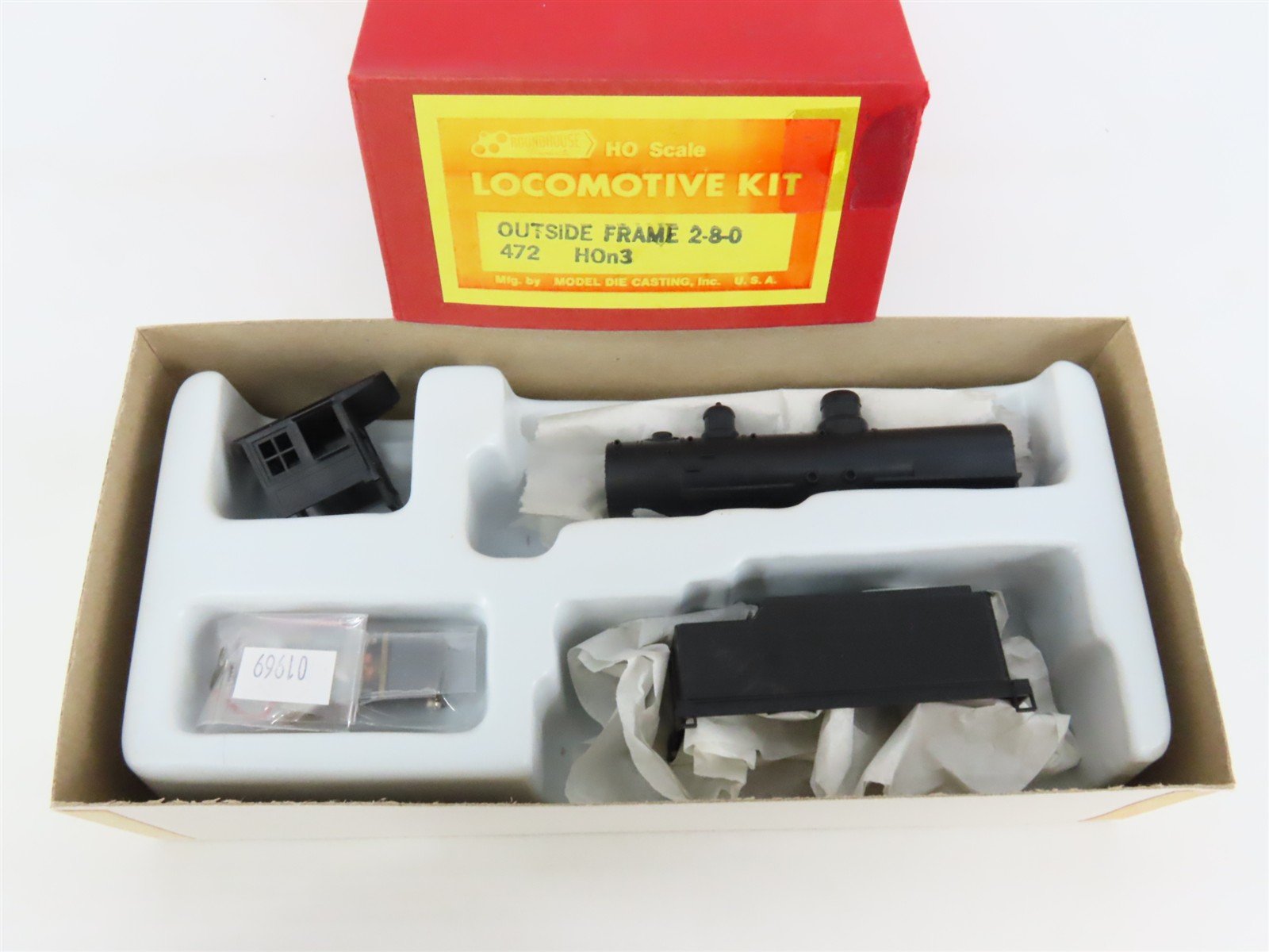 HOn3 Scale Roundhouse Kit 472 Undecorated Outside Frame 2-8-0 Steam Locomotive